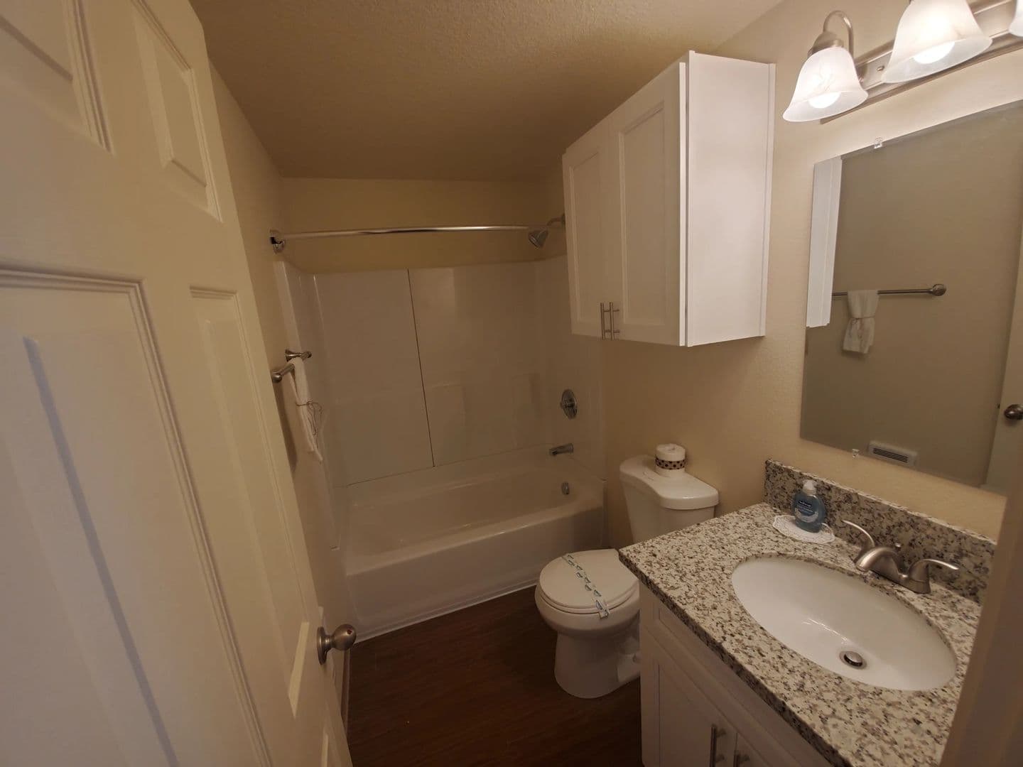 Salem Apartment: 4001 Satter Drive NE