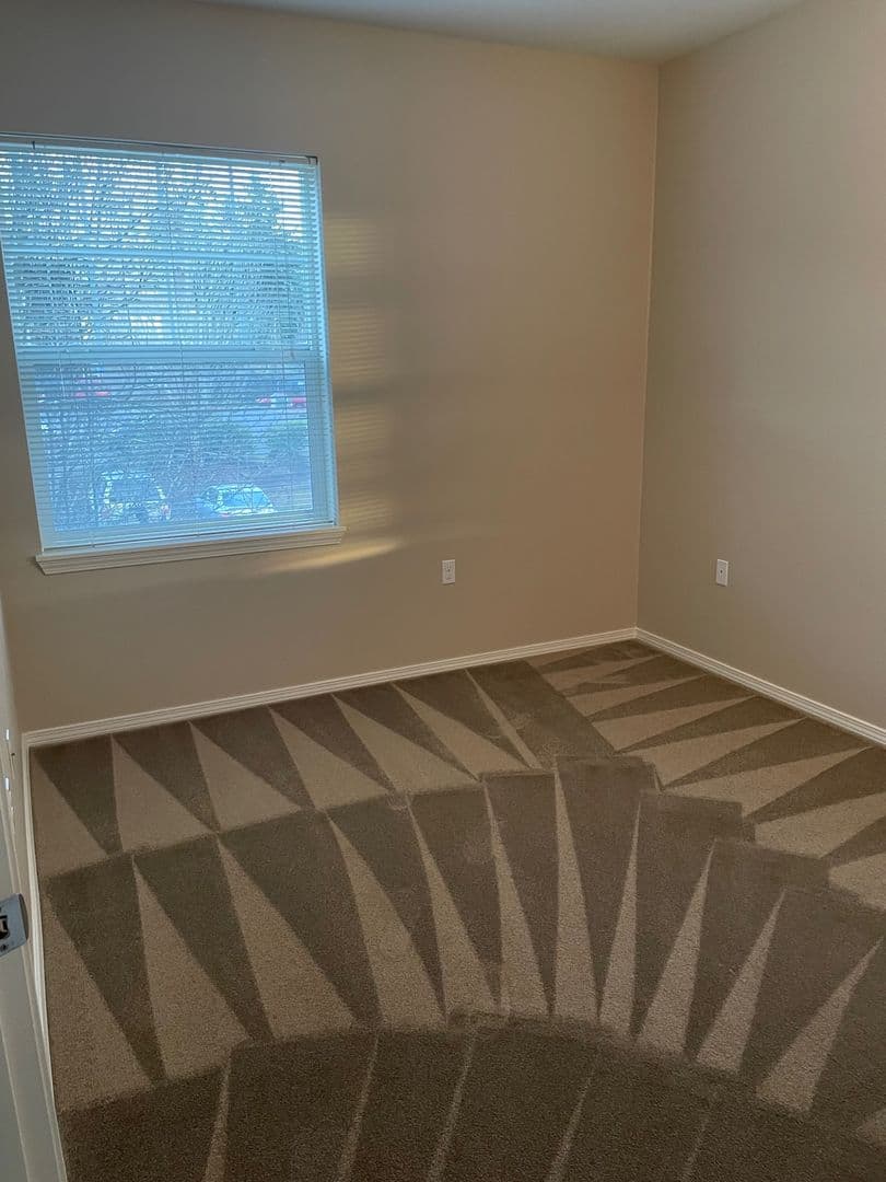 Salem Apartment: 1668 Baxter Rd SE, #100