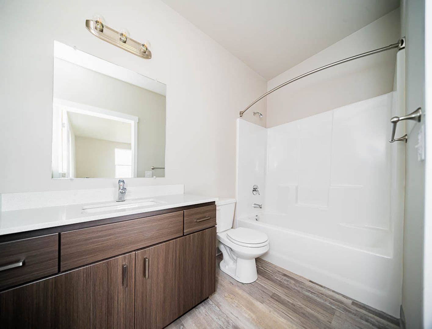 Lebanon Apartment: 2180 Franklin St