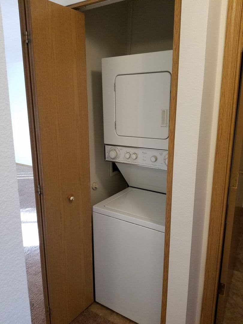 Albany Apartment: 1515 Waverly Dr SE