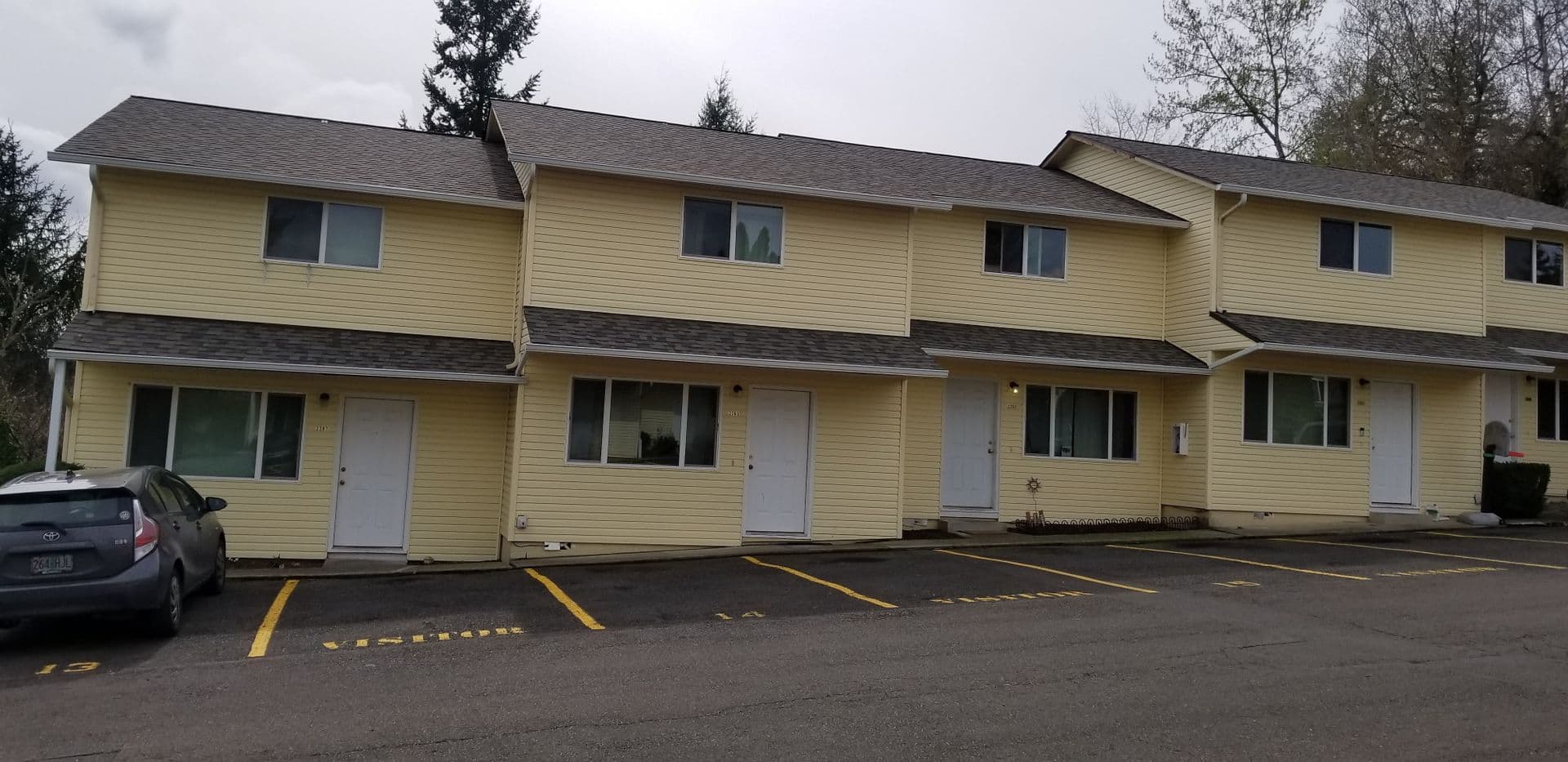 Salem Apartment: 2231 Salem Dallas Highway NW
