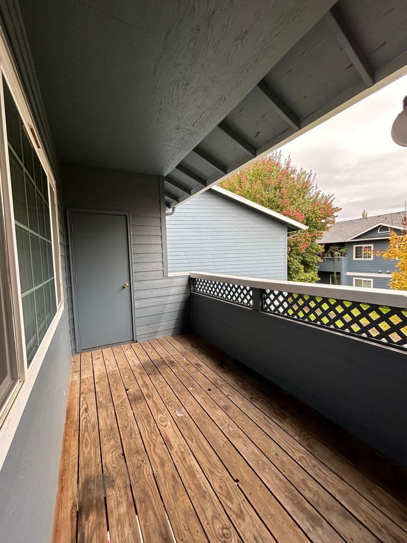 McMinnville Apartment: 2938 NE Evans St
