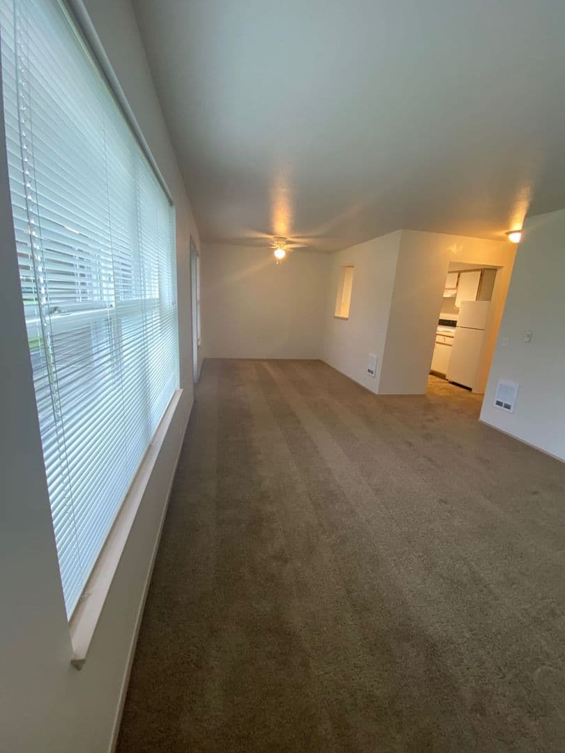 Albany Apartment: 3320 Jackson Street SE