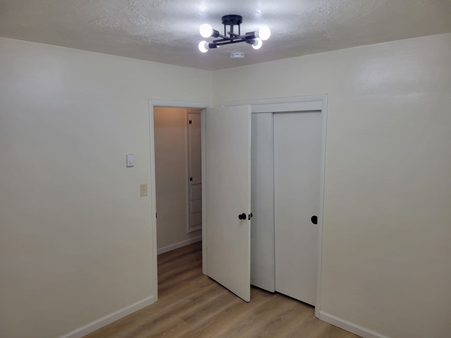 Salem Apartment: 2551 Hyde Ct SE