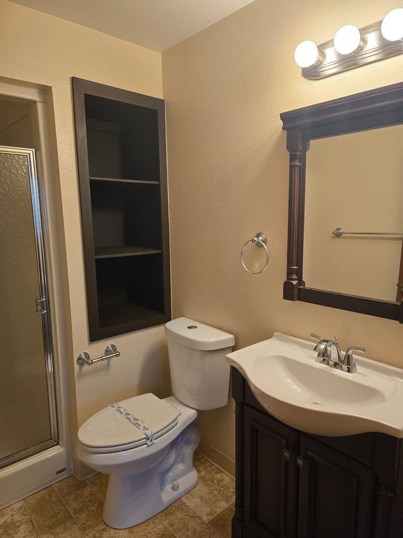 Albany Apartment: 1440 Geary Circle SE