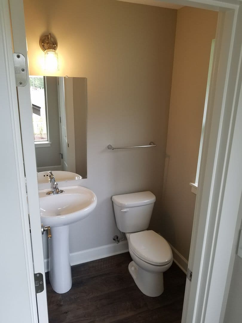 Stayton Apartment: 784 Fox Street