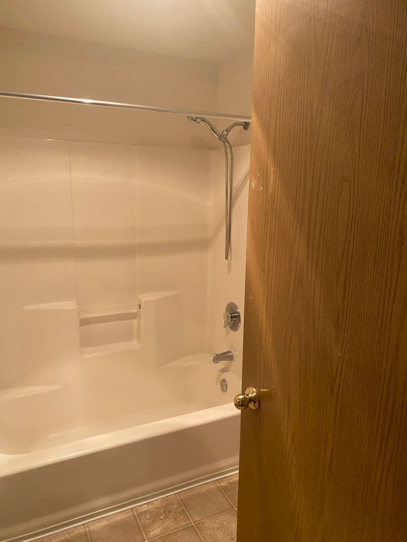 Albany Apartment: 1515 Waverly Dr SE