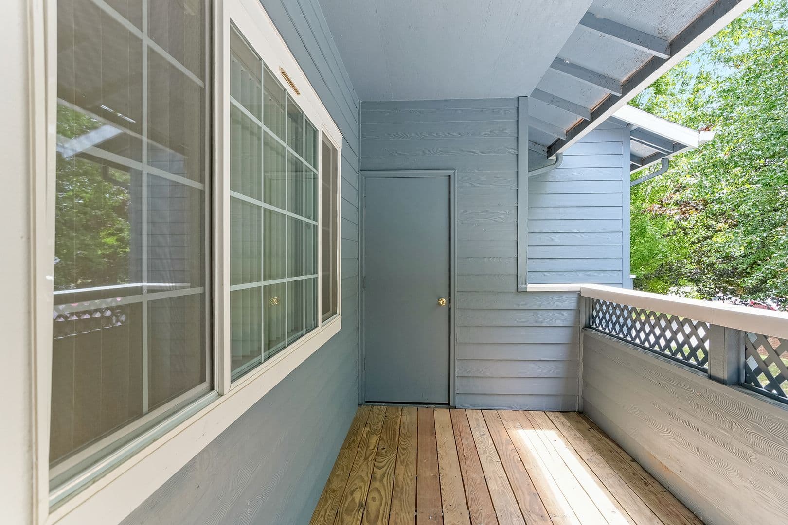 McMinnville Apartment: 2938 NE Evans St