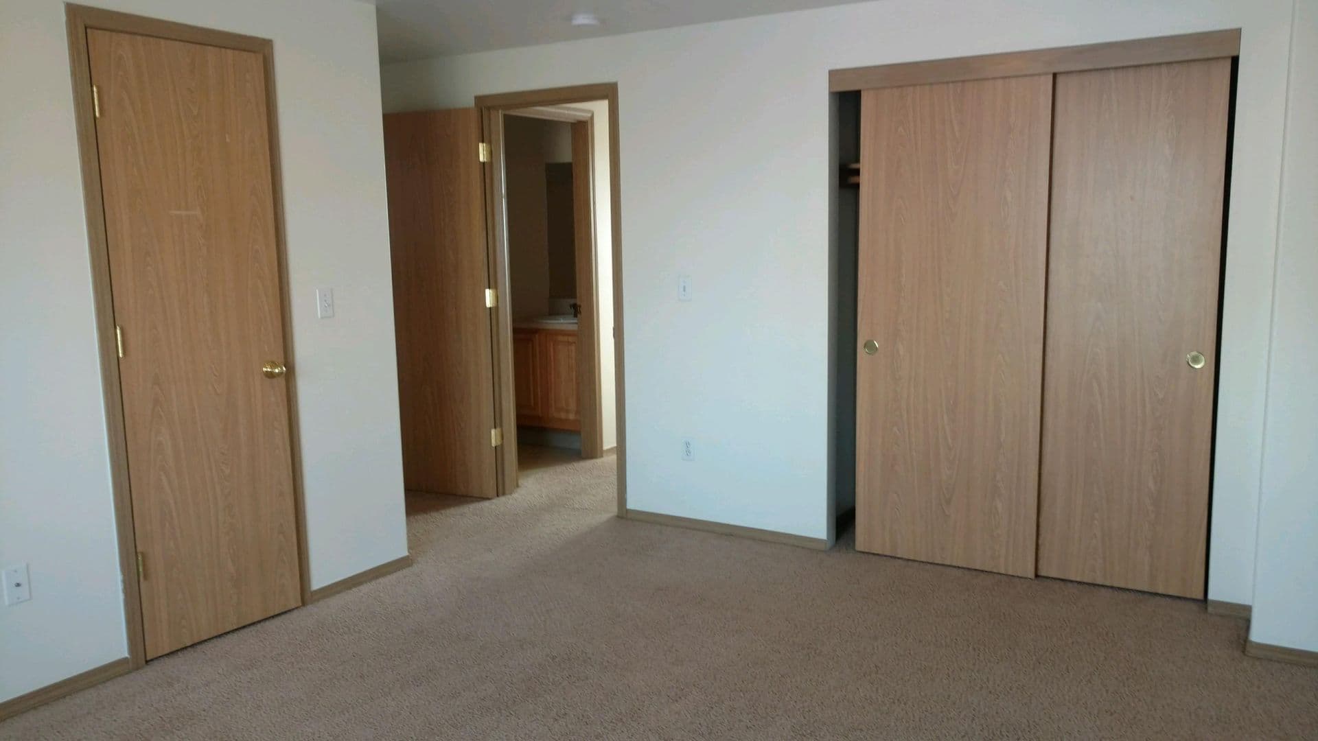 Albany Townhome: 3511 25th Court SE