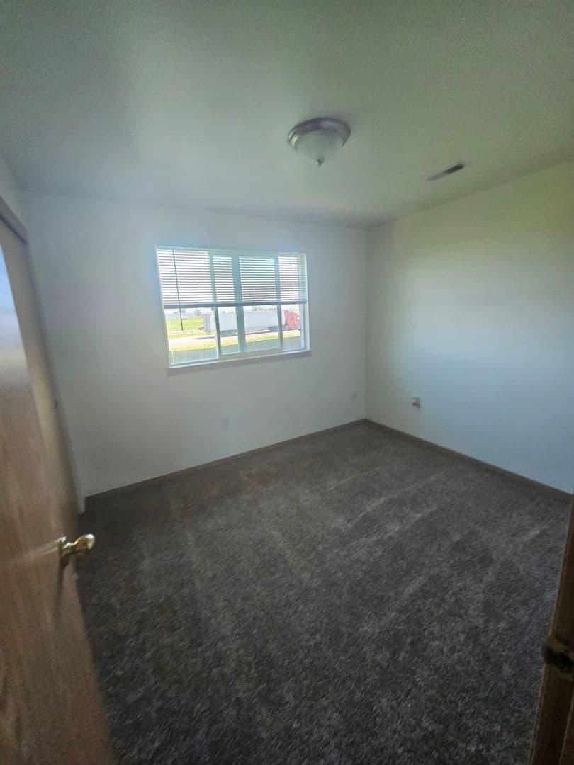Albany Townhome: 3511 25th Court SE