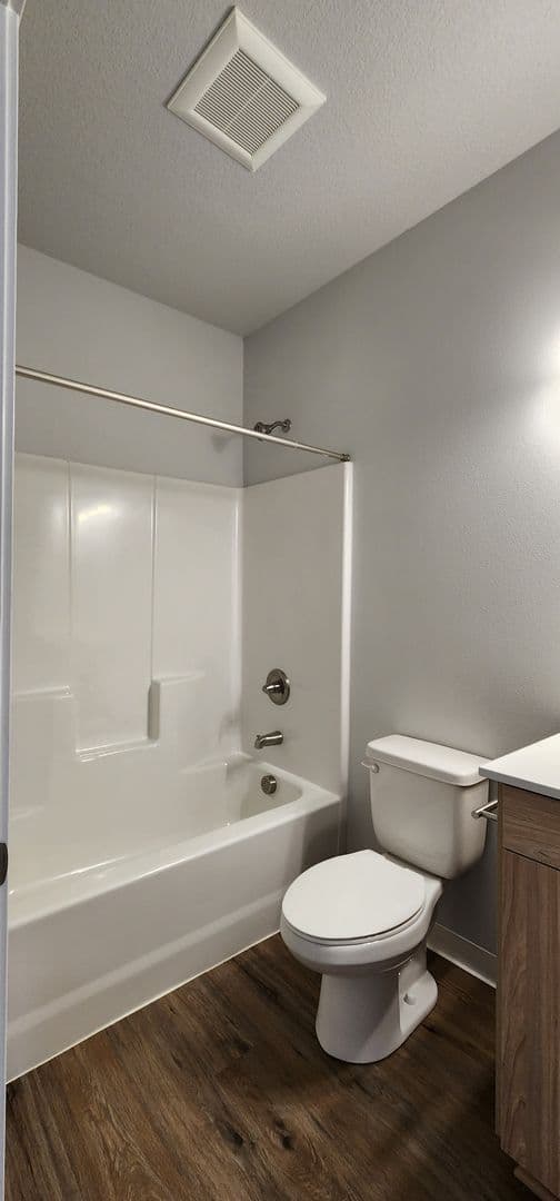 McMinnville Apartment: 1720 SW 2nd Street