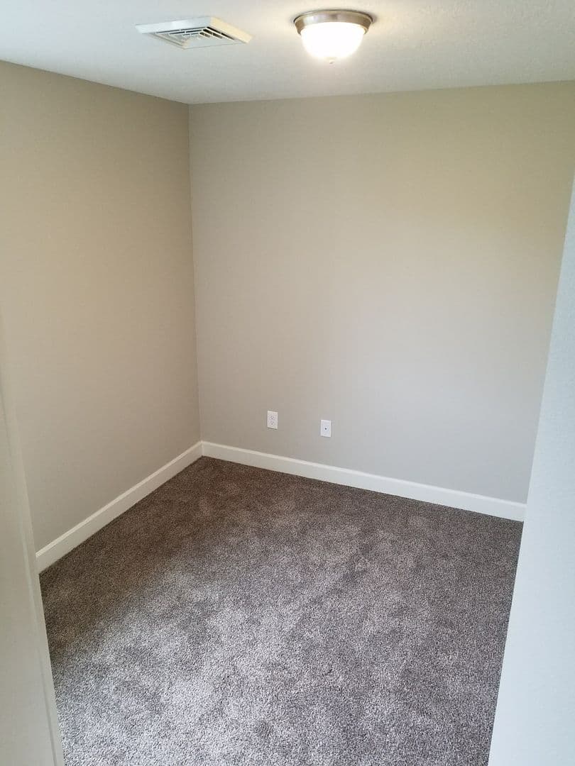 Stayton Apartment: 784 Fox Street
