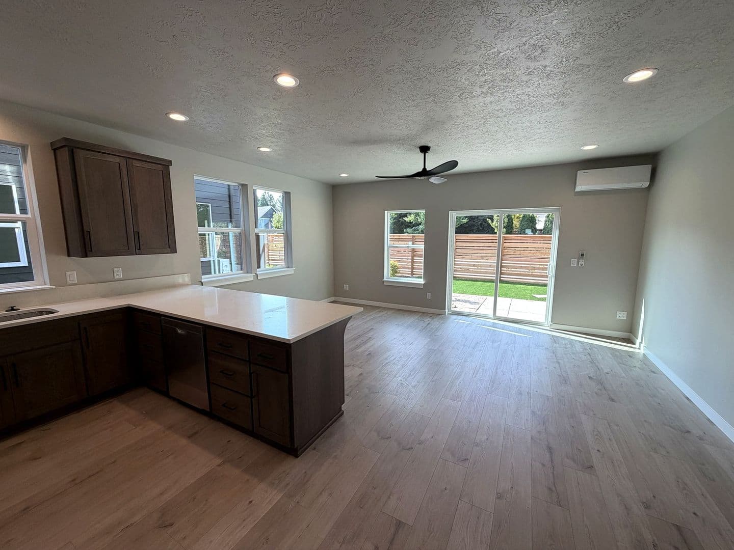 Keizer Apartment: 1125 Sally Lane NE
