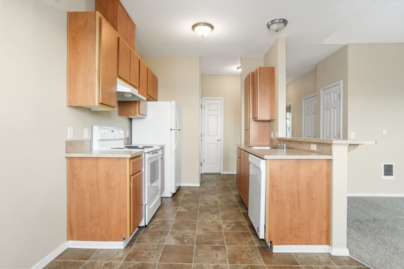 Salem Apartment: 1668 Baxter Rd SE, #100