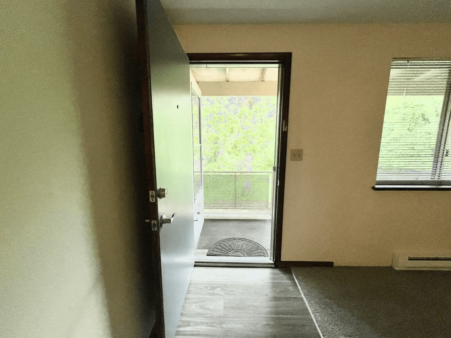 Salem Apartment: 1107 Hines Street SE