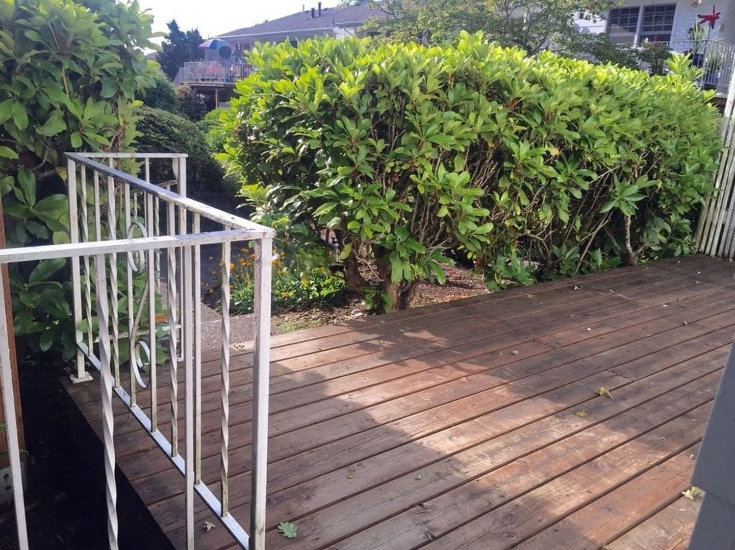 Salem Apartment: 261 Missouri Ave S
