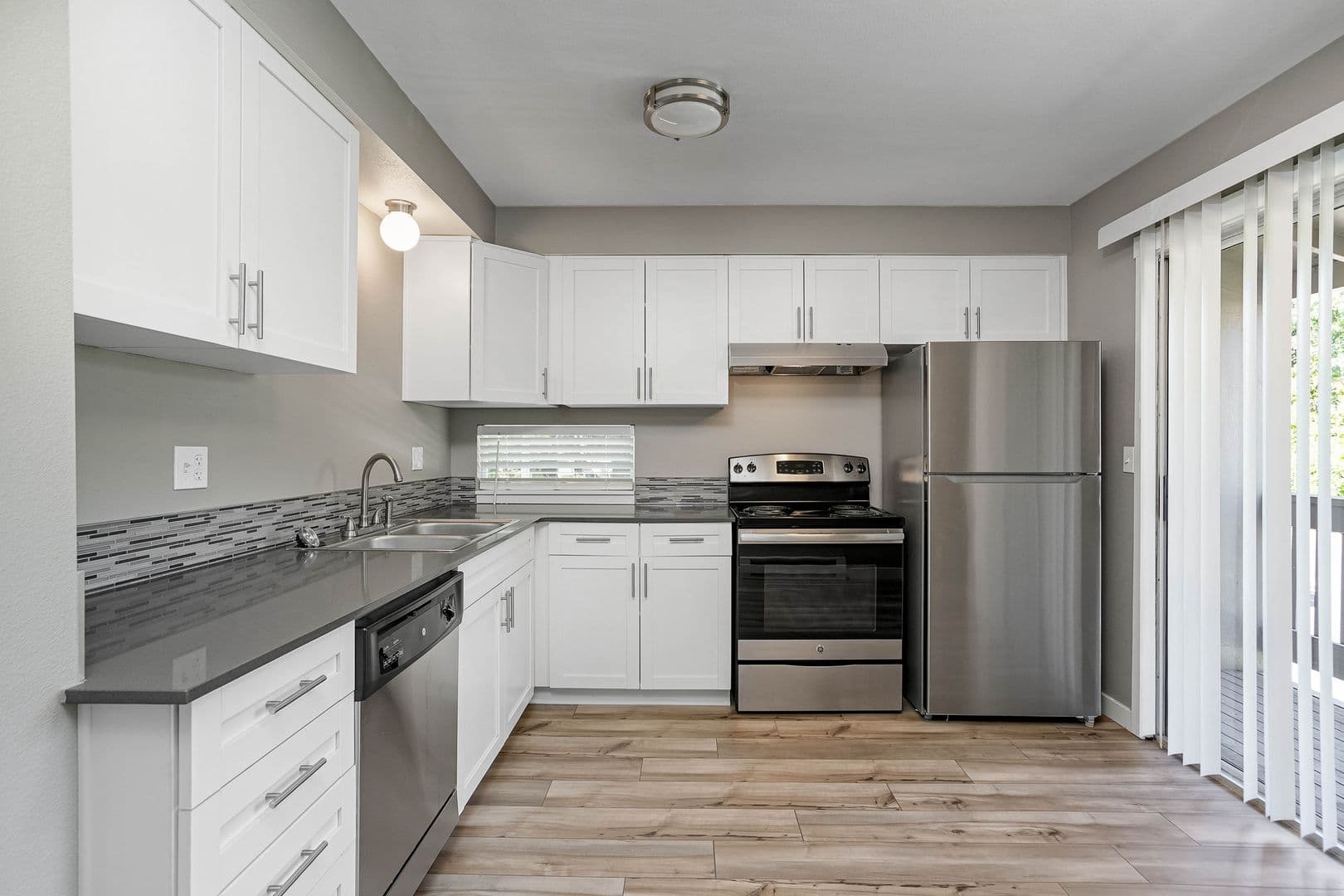 Salem Apartment: 2500 Lancaster Drive NE