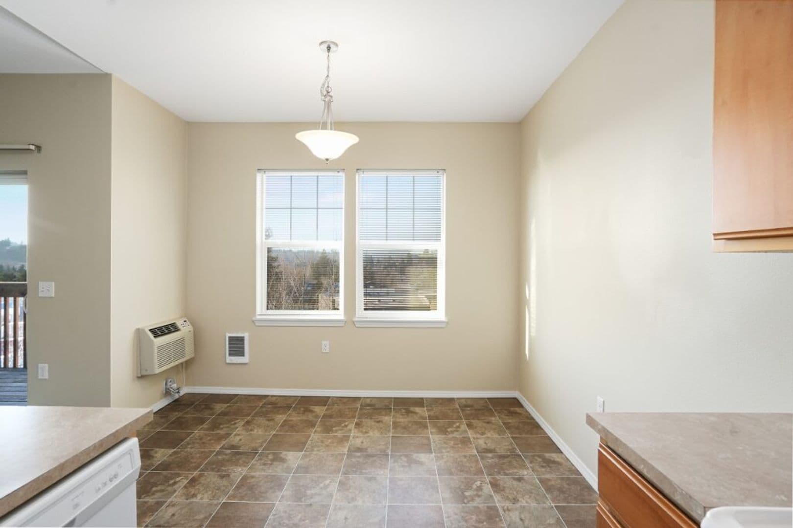 Salem Apartment: 1668 Baxter Rd SE, #100