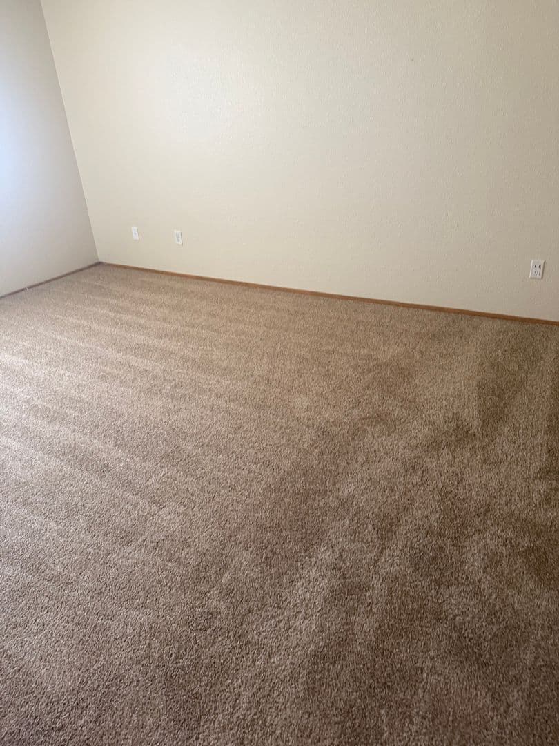 Salem Apartment: 4209 Satter Place NE