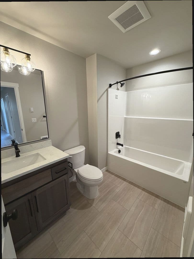 Keizer Apartment: 1125 Sally Lane NE