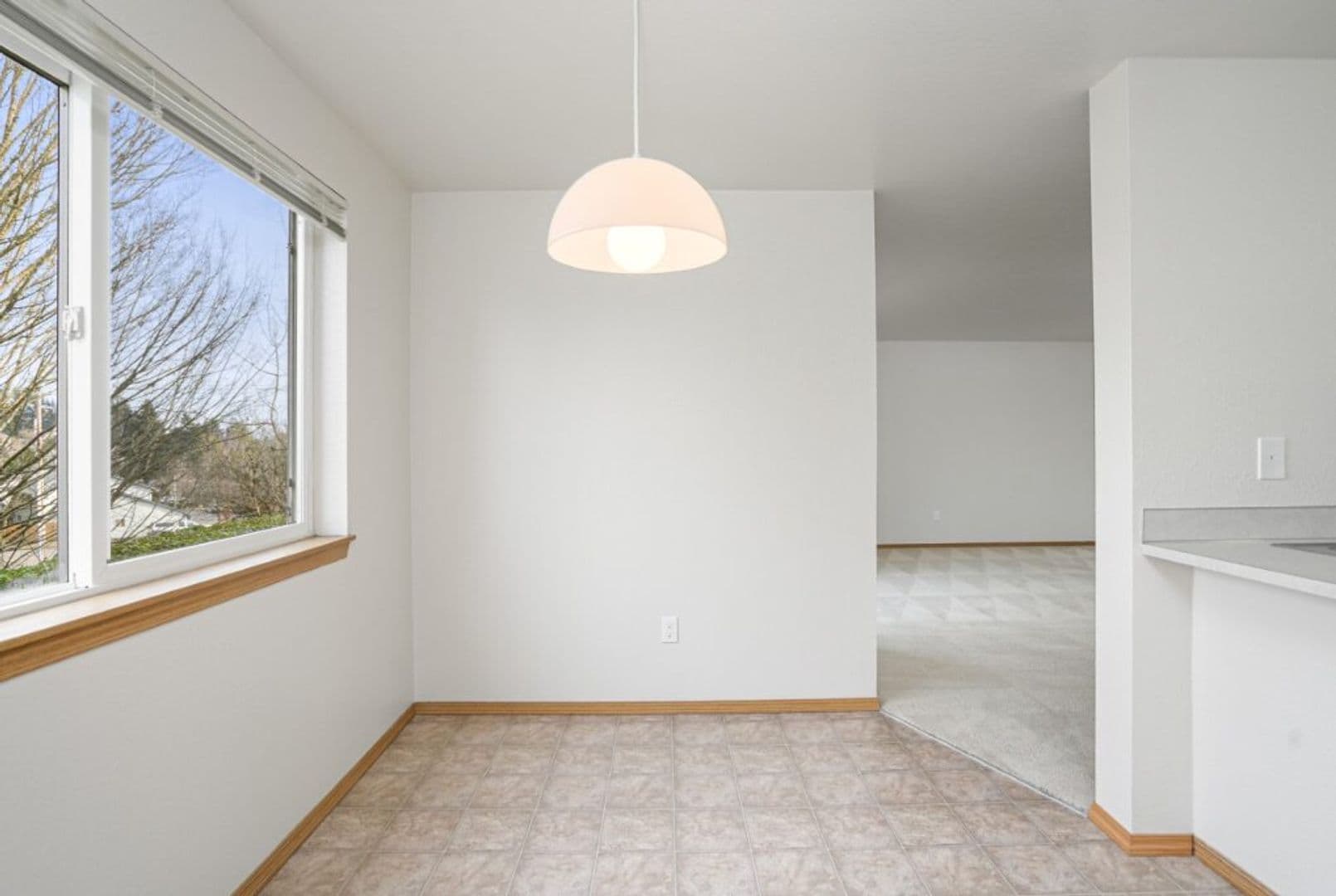 Salem Apartment: 2108 Red Oak Dr S