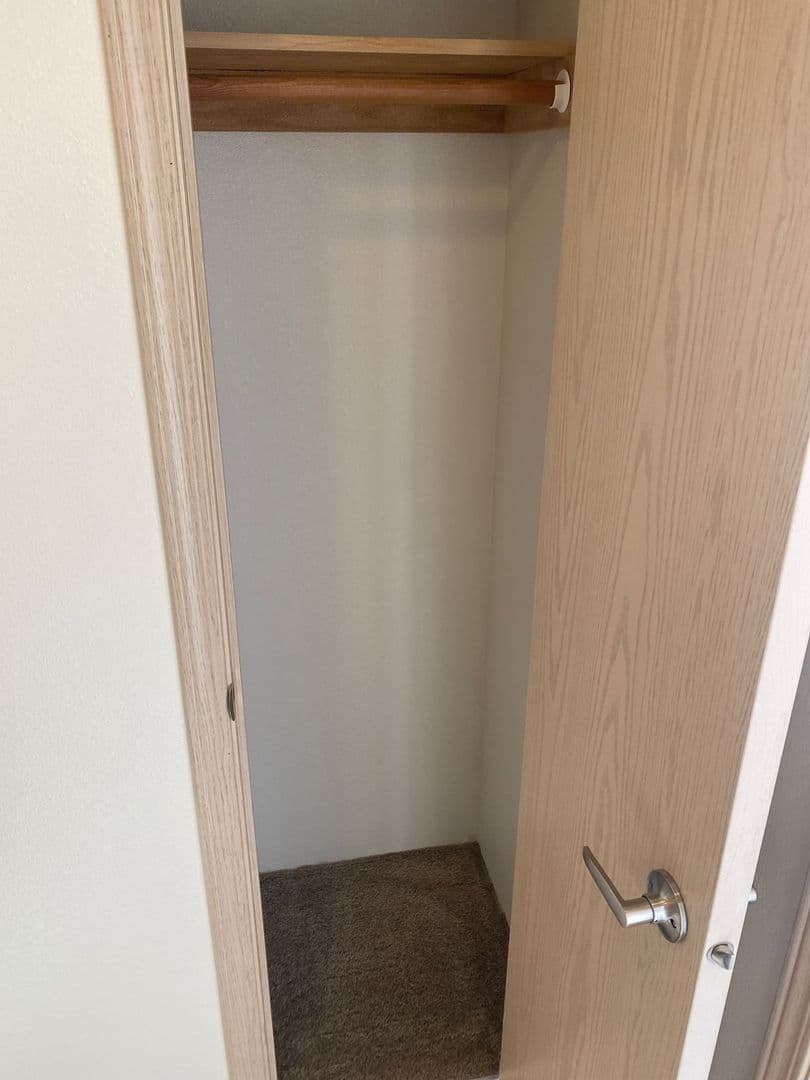 Albany Apartment: 3320 Jackson Street SE