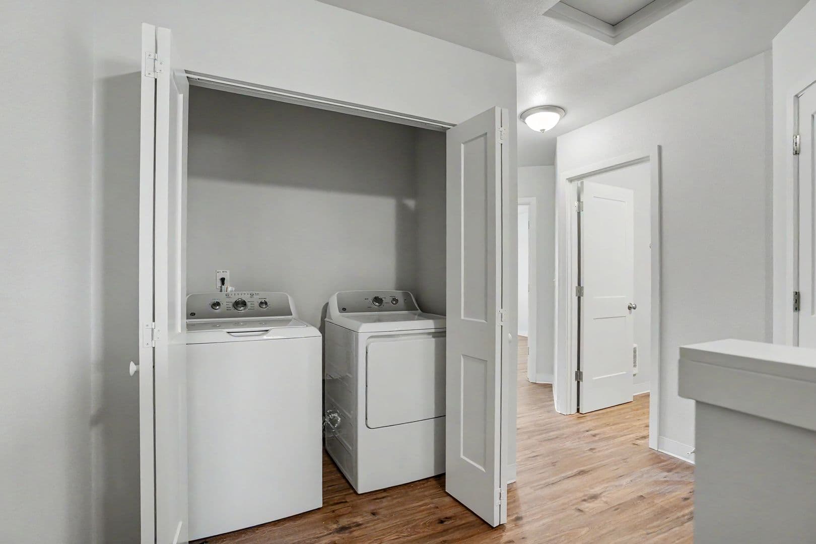 Salem Apartment: 1310 Mildred Lane SE