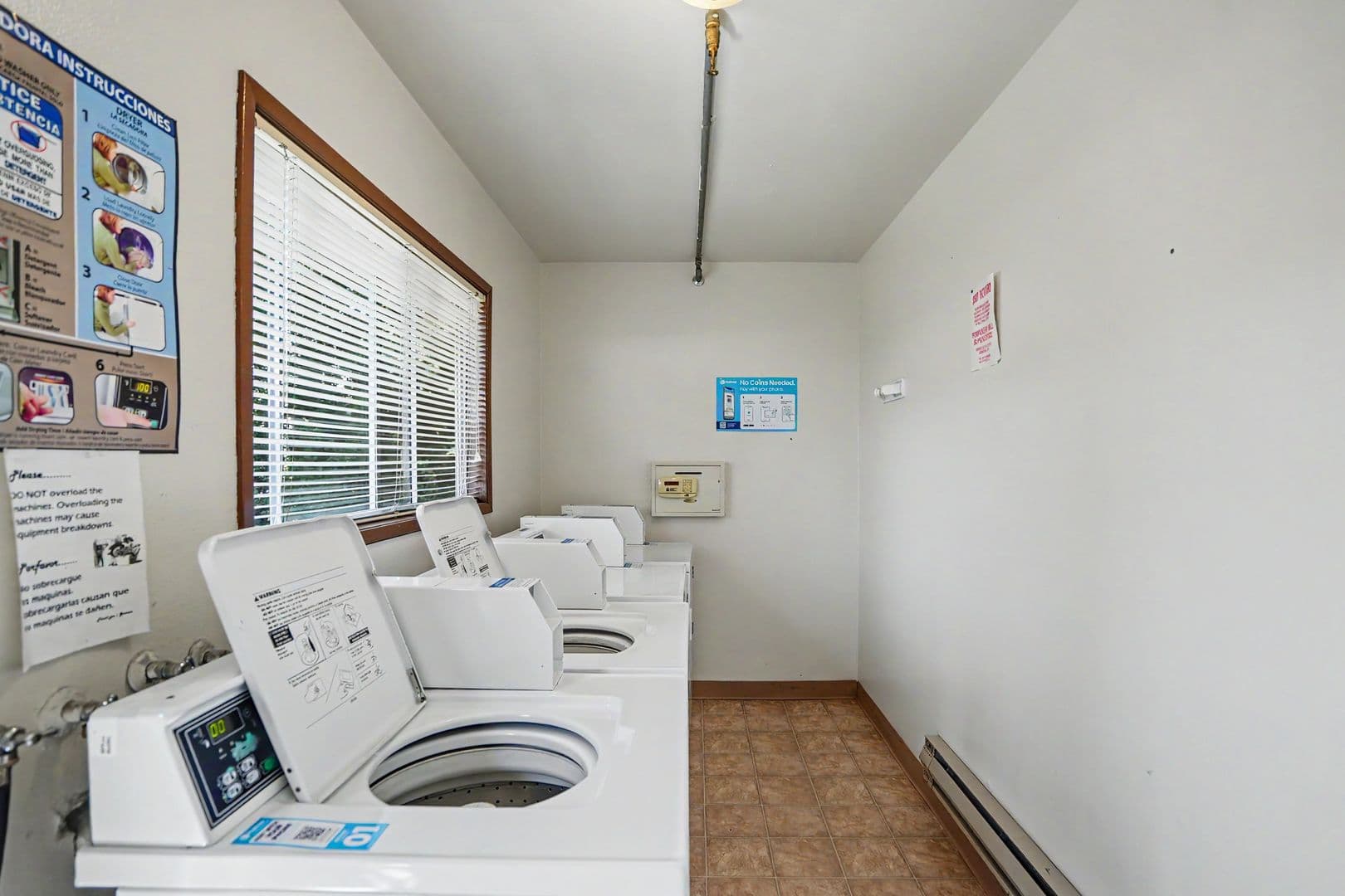 Keizer Apartment: 687 Bever Drive NE