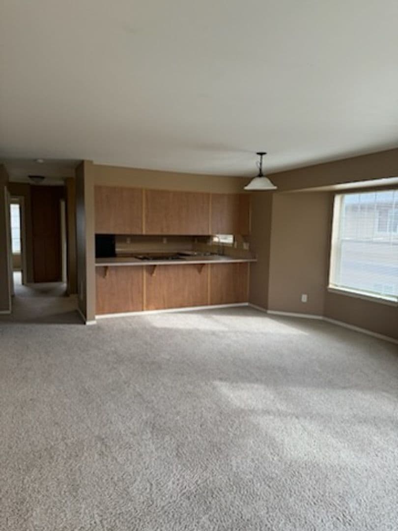 Salem Apartment: 4976 Turquoise Ave SE