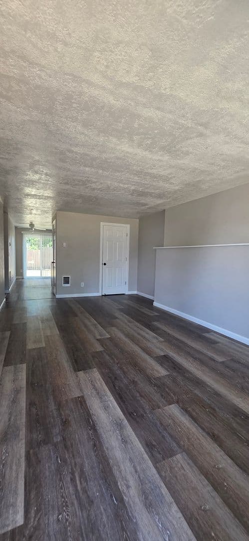 Salem Apartment: 4006 Satter Drive NE