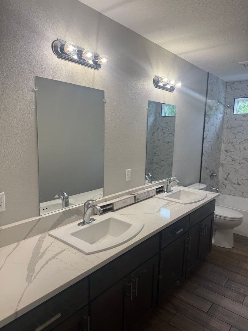 Keizer Apartment: 491 Marino Drive N