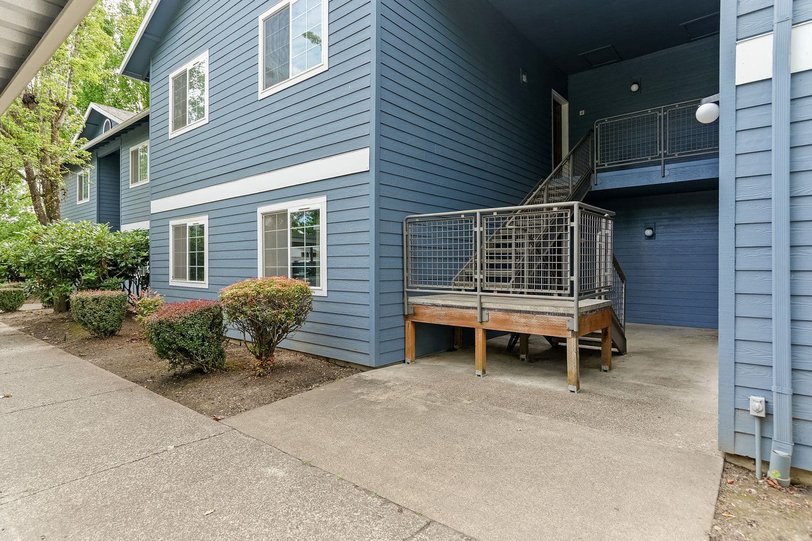 McMinnville Apartment: 2938 NE Evans St