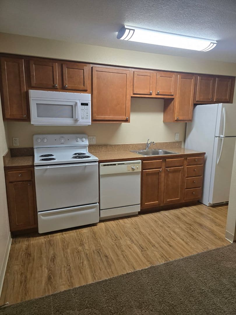 Albany Apartment: 1440 Geary Circle SE