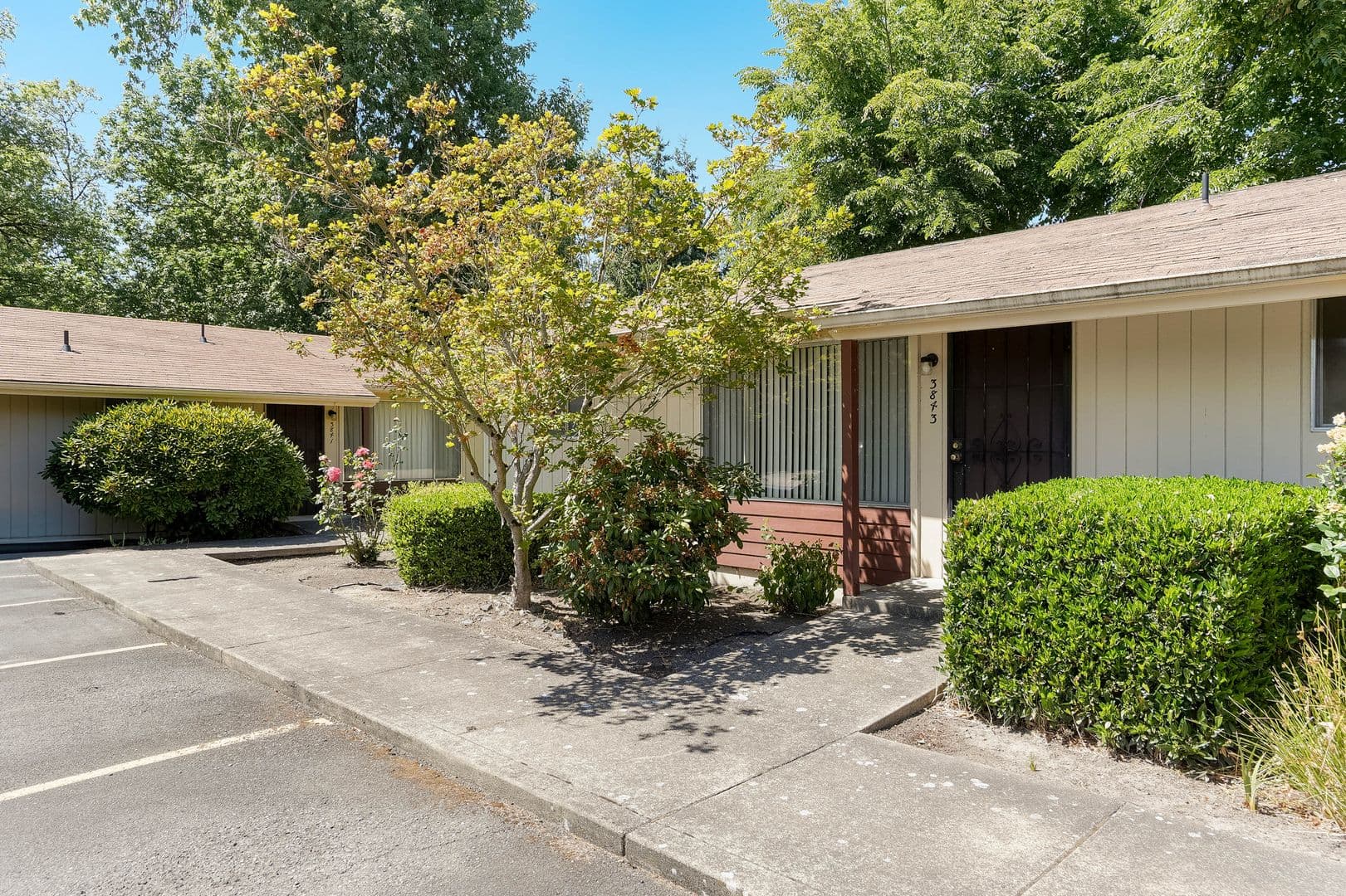 Salem Apartment: 3811 Lancaster Dr NE