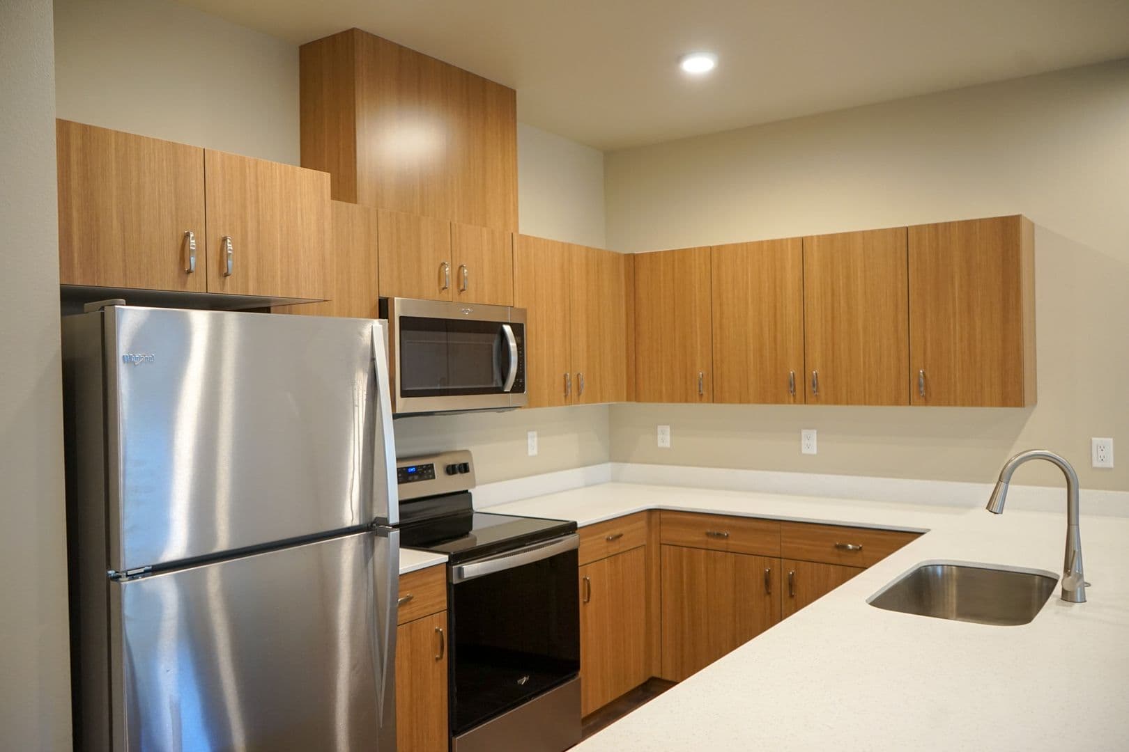 Salem Apartment: 4624 Lancaster Dr NE
