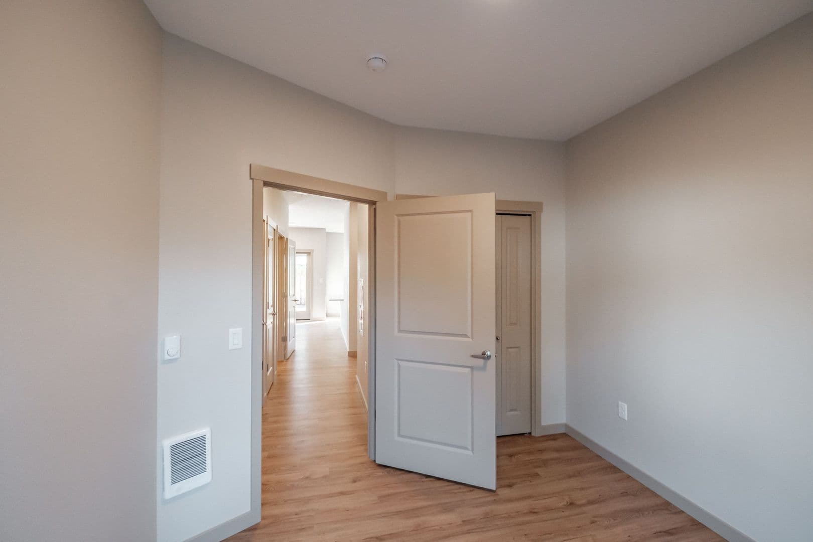 Keizer Apartment: 756 Chemawa Rd NE