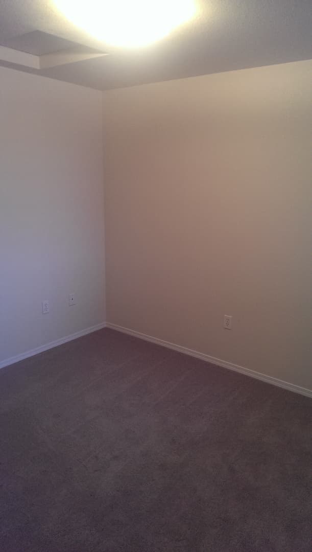 Salem Apartment: 1380 Seattle Slew Drive SE