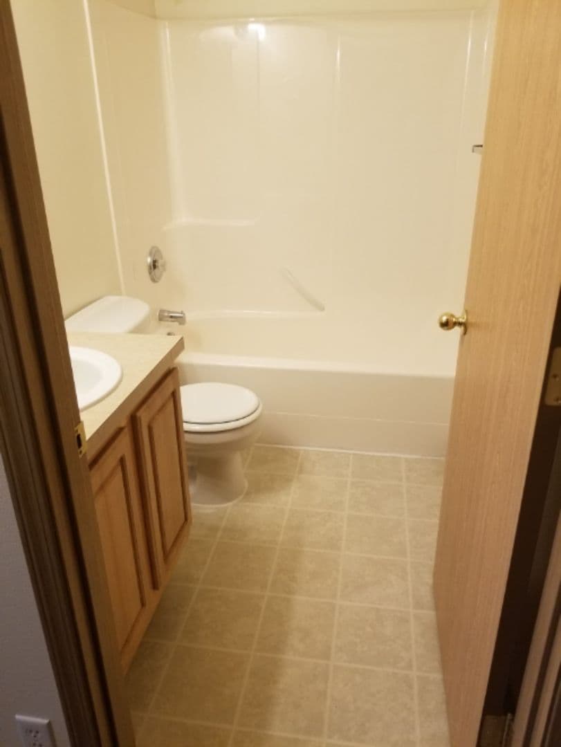 Albany Townhome: 3511 25th Court SE