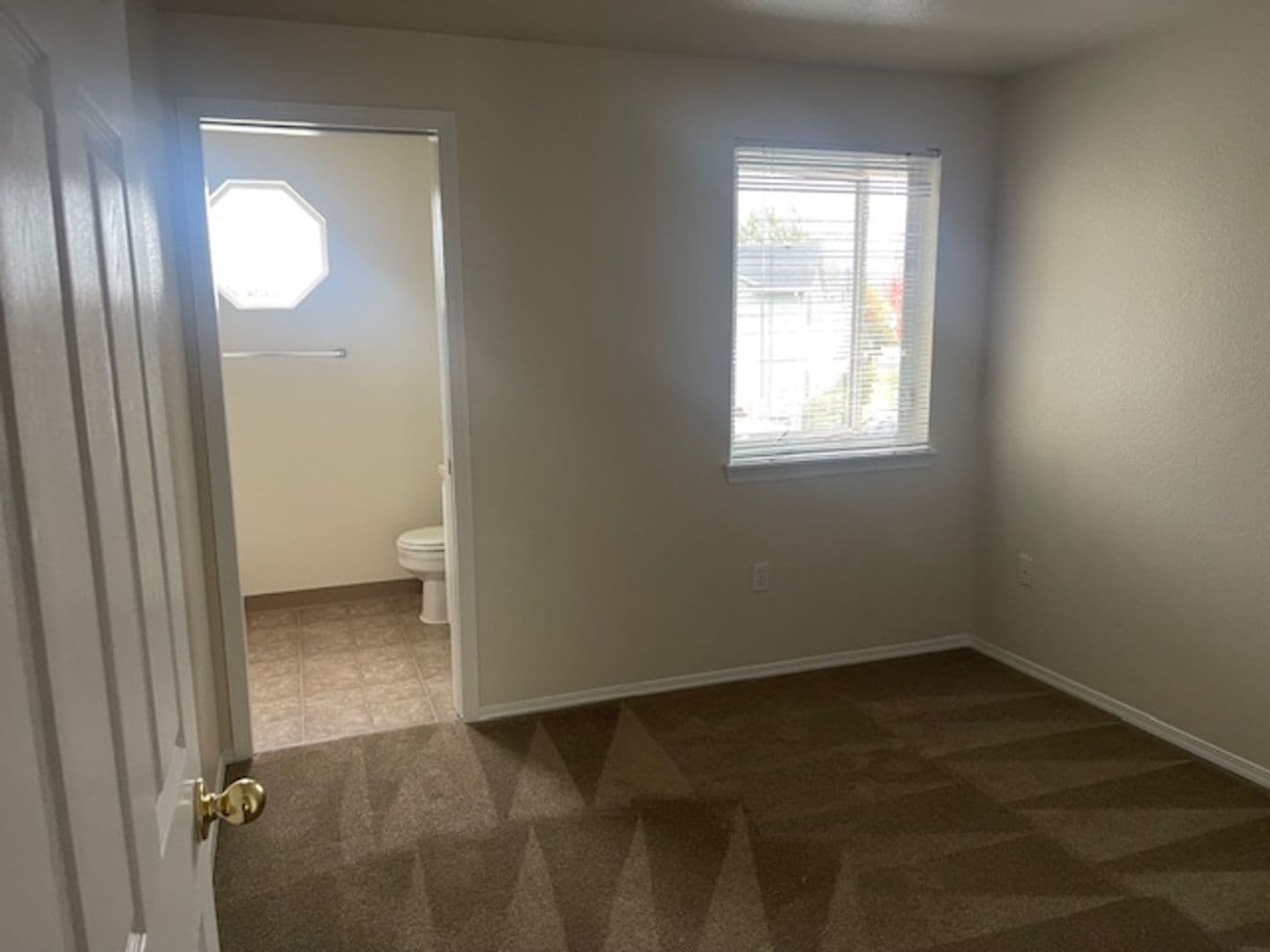 Salem Apartment: 1380 Seattle Slew Drive SE