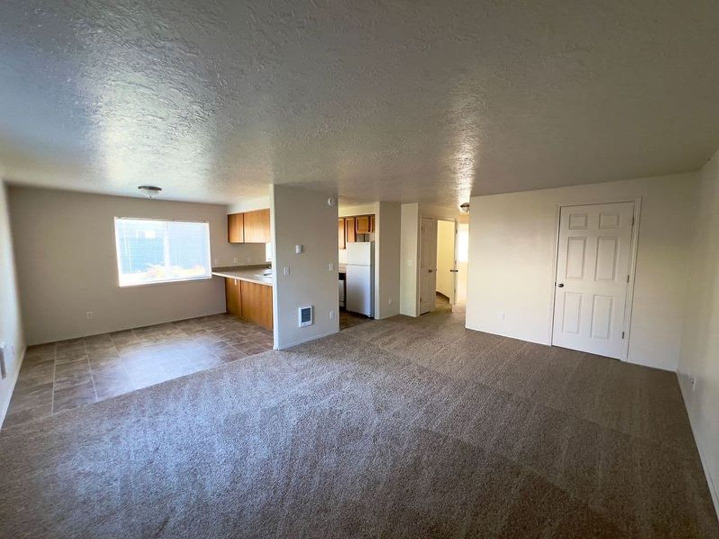 Lebanon Apartment: 1603 S 9th Street