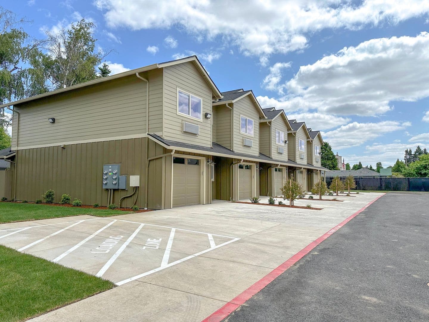 Salem Apartment: 4624 Lancaster Dr NE