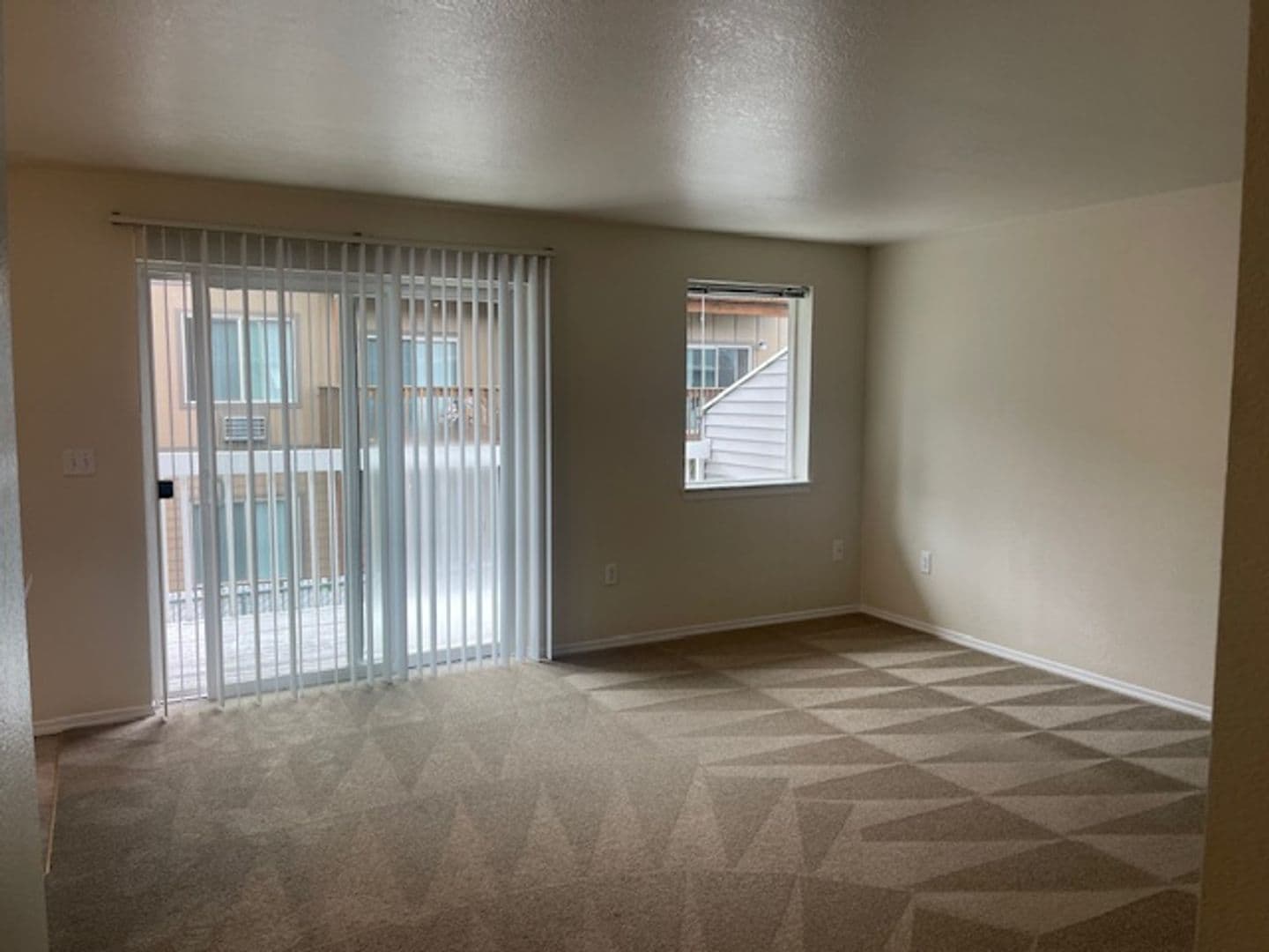 Salem Apartment: 1380 Seattle Slew Drive SE