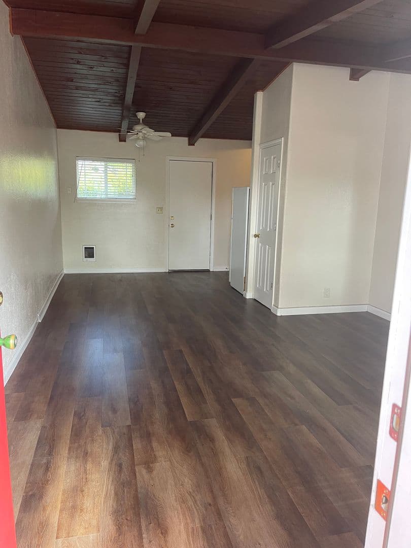 Albany Apartment: 2601 4th Avenue SE