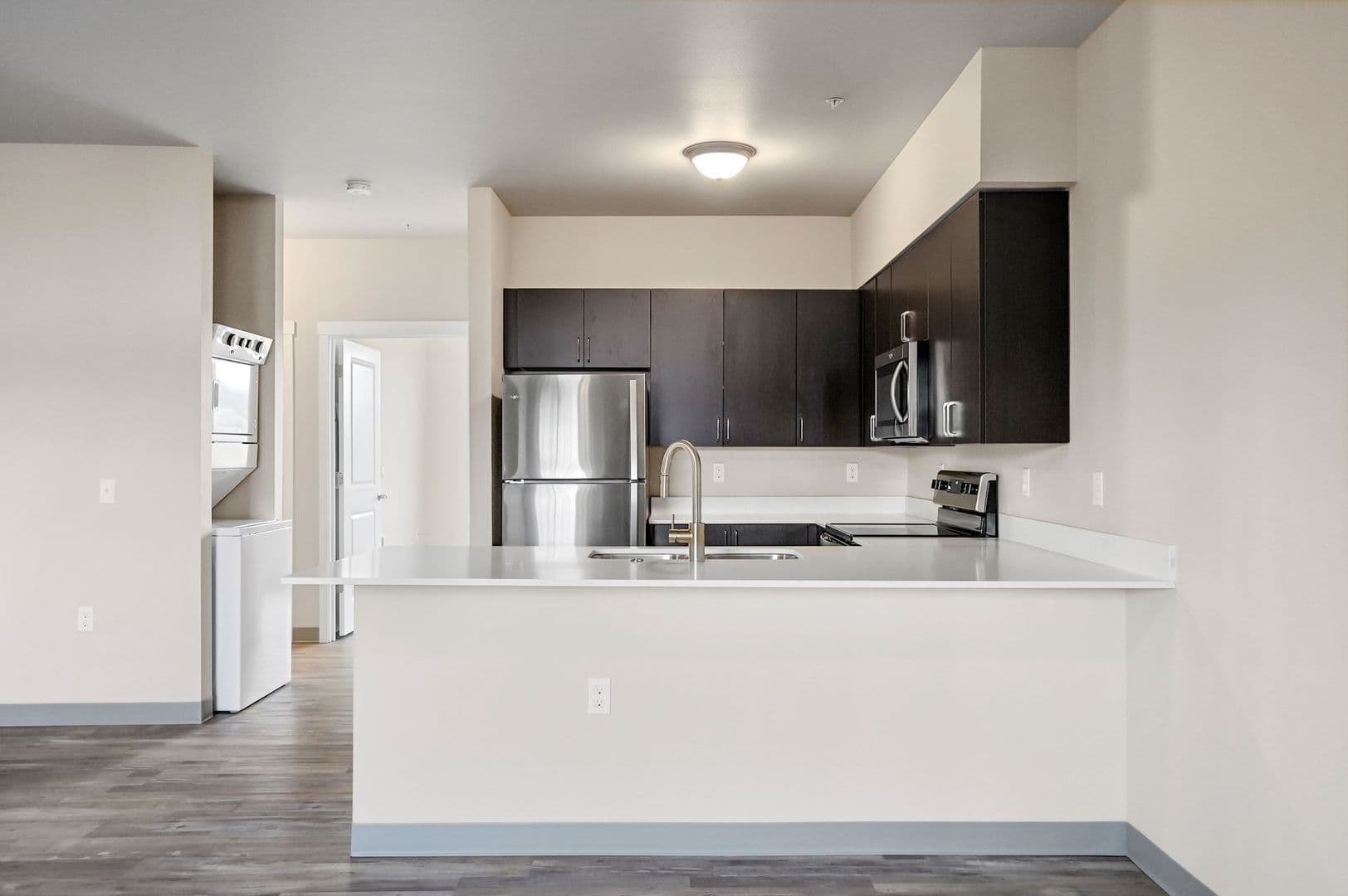 Lebanon Apartment: 100 Vaughan Lane