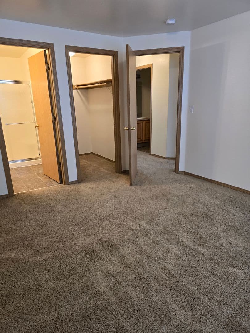 Albany Townhome: 3511 25th Court SE