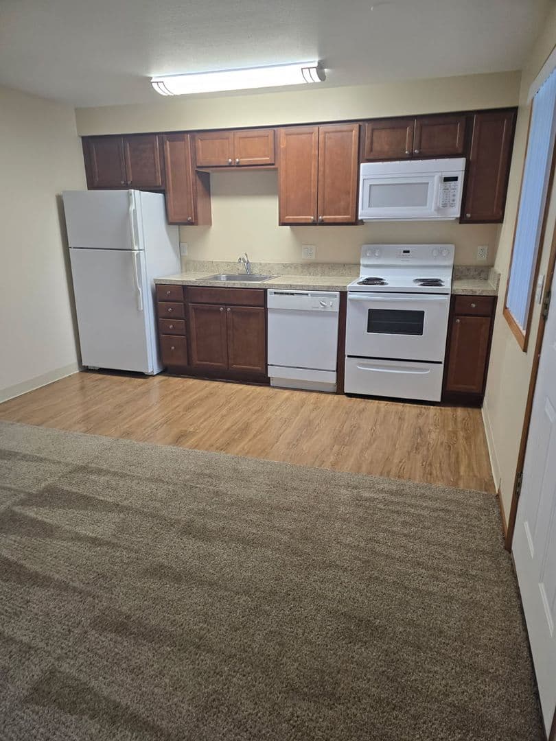 Albany Apartment: 1440 Geary Circle SE