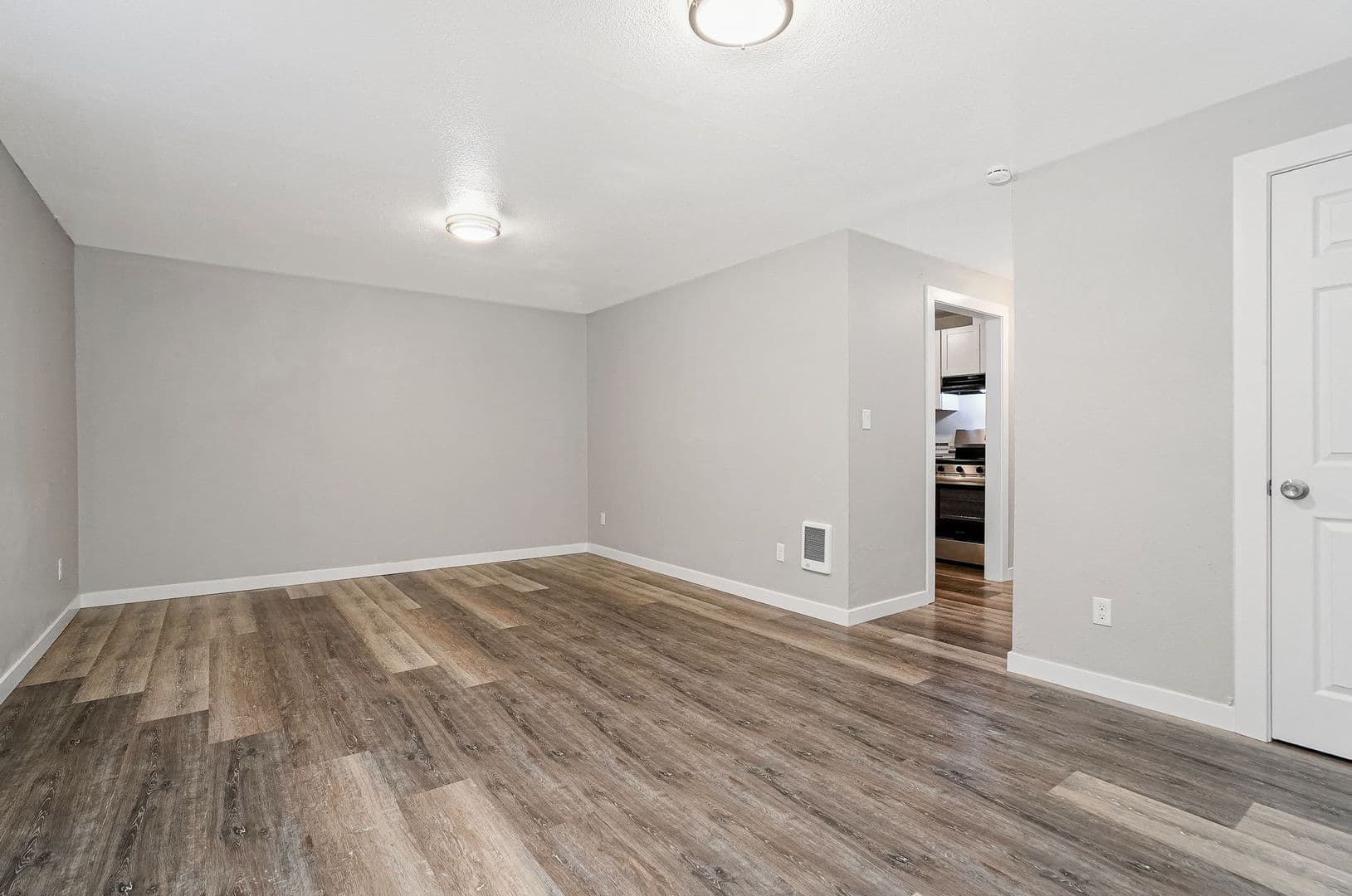 Corvallis Apartment: 1250 NW 29th Street