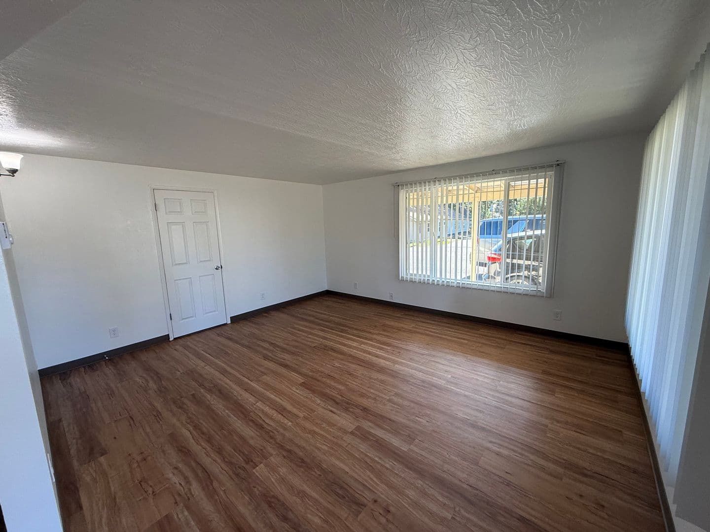 Salem Apartment: 4251 32nd Place NE