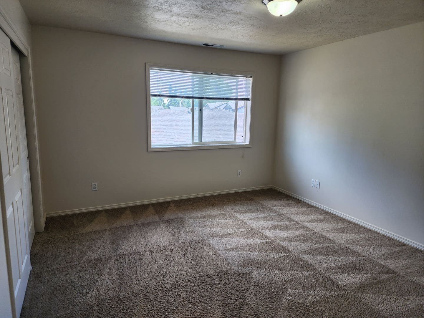 Keizer Apartment: 1315 Bair Road NE