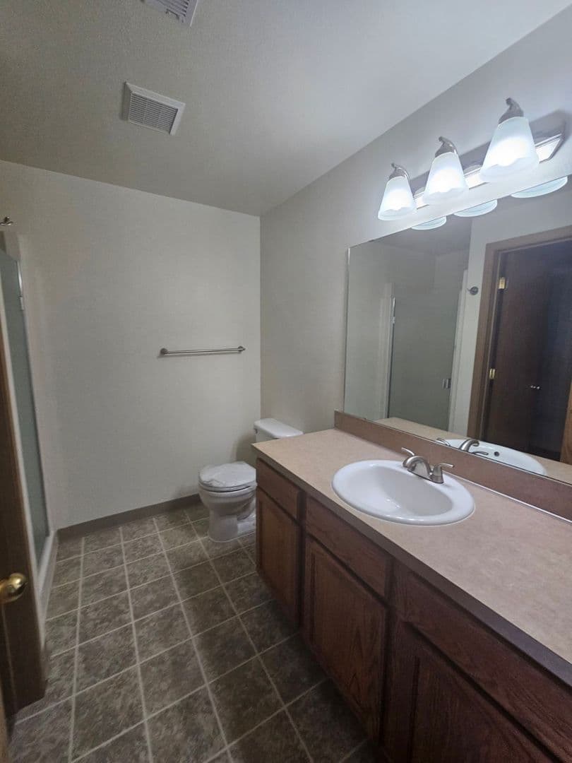 Albany Townhome: 3511 25th Court SE
